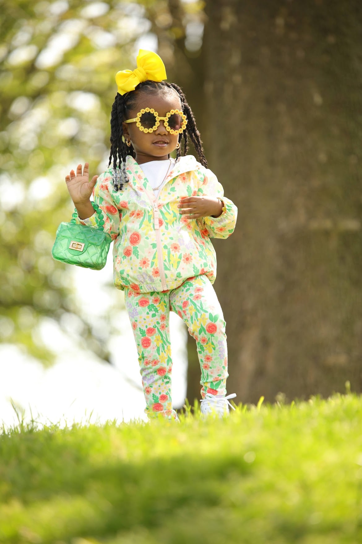 Mini Jelly Purse with matching sunglasses