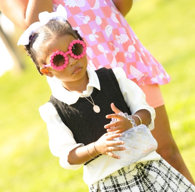 Mini Jelly Purse with matching sunglasses